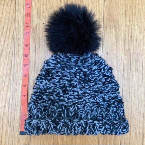 Norla Canada Black and Gray marled beanie with pom pom - Picture 4 of 4